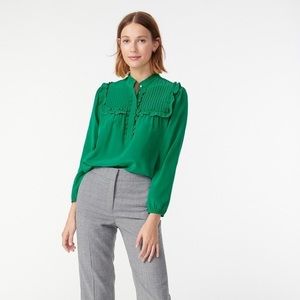 🎉 *3 for $25* J. Crew Ruffle Popover blouse in Mini Hearts - XS